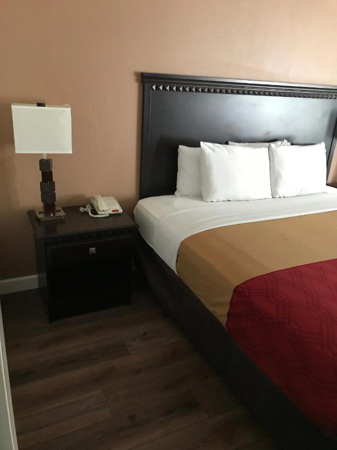 The Best Inn & Suites Markham Exterior foto