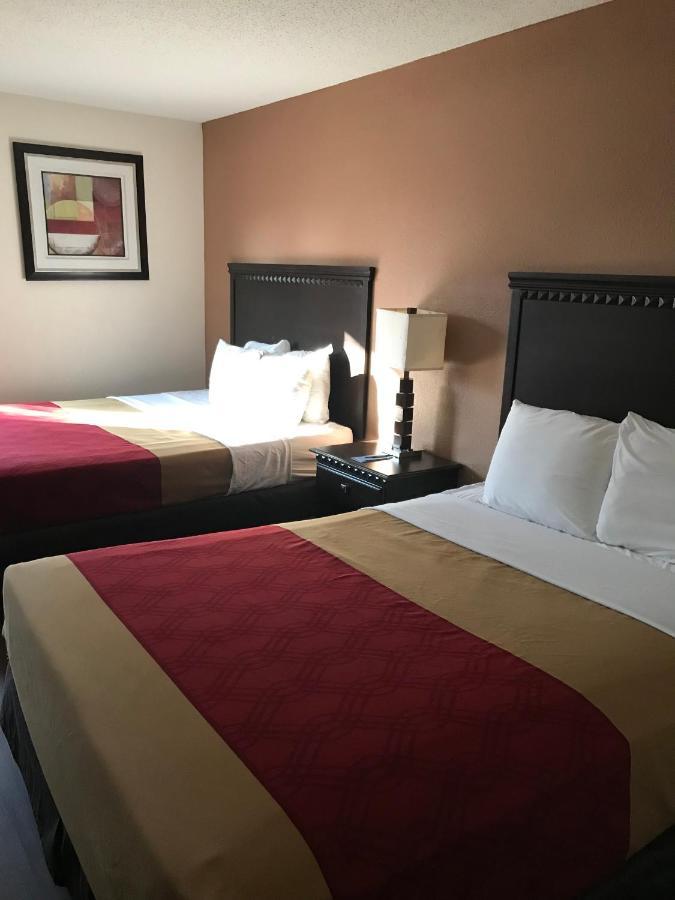 The Best Inn & Suites Markham Exterior foto